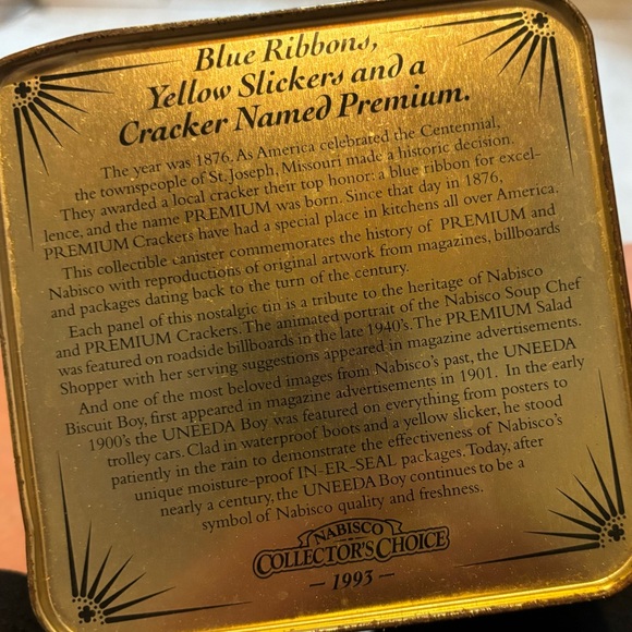 Adorable vintage 1993 Nabisco blue ribbon cracker tin. - Picture 5 of 5